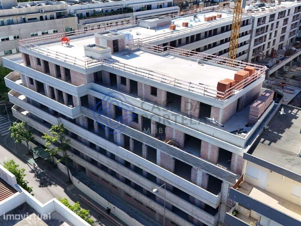 T2 EM CONDOMINIO FECHADO NO CENTRO DE MATOSINHOS - Grande imagem: 3/16