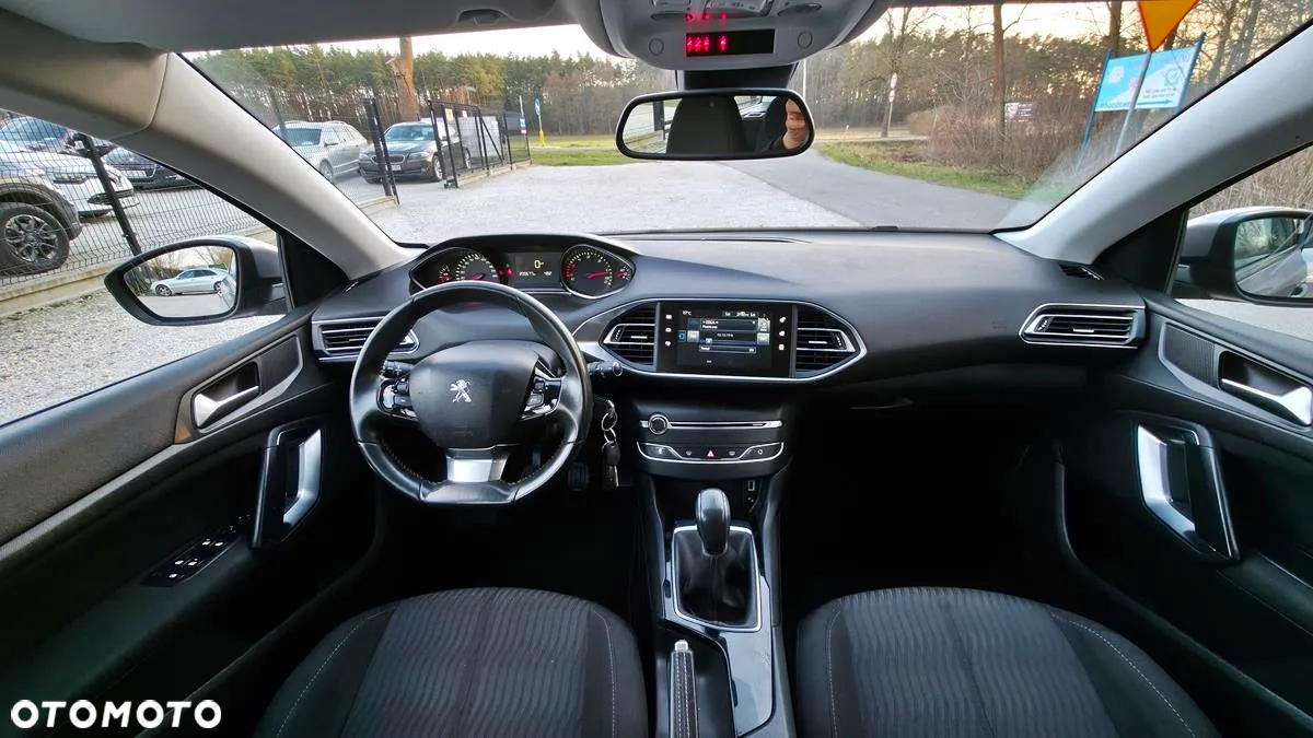 Peugeot 308 - 28