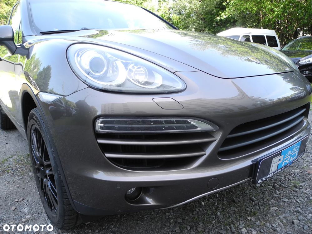 Porsche Cayenne - 3