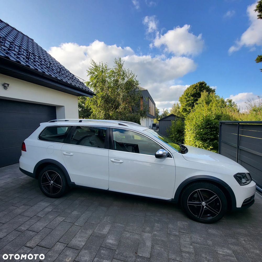 Volkswagen Passat 2.0 TDI 4Mot Highline DSG - 2
