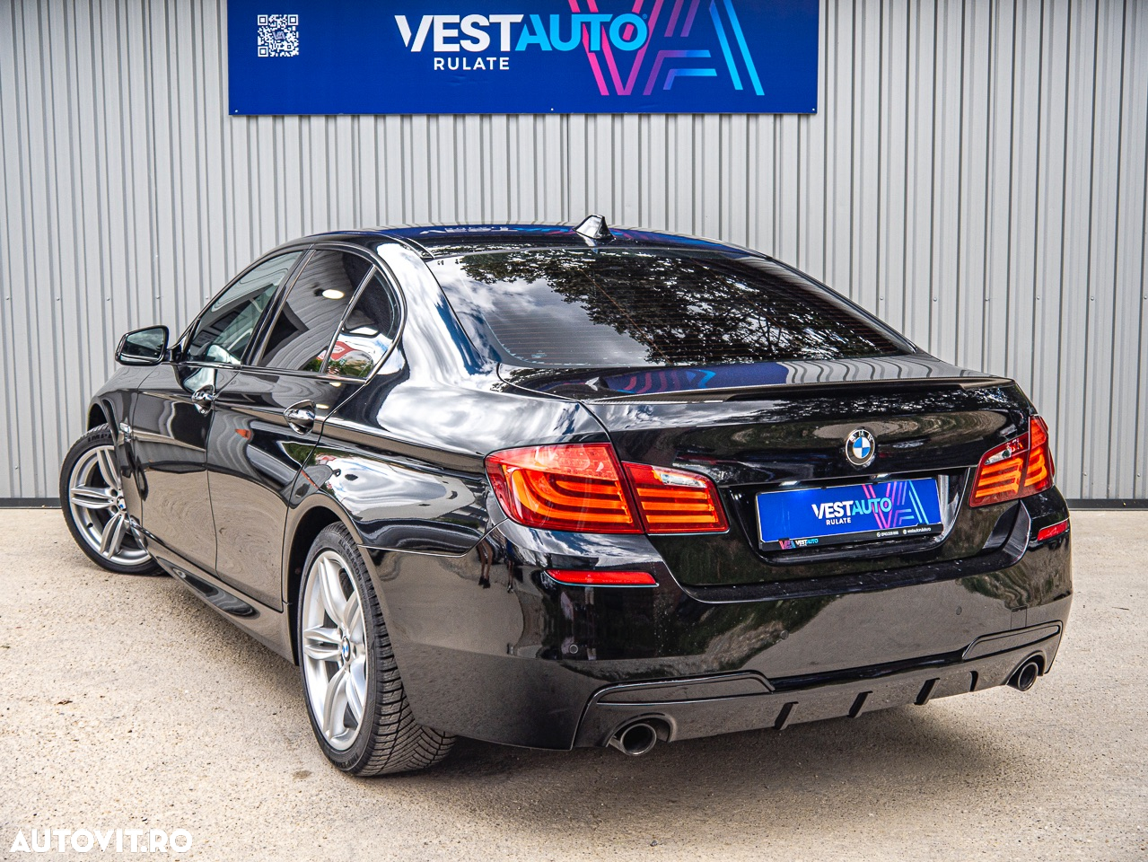 BMW Seria 5 535d xDrive AT - 3