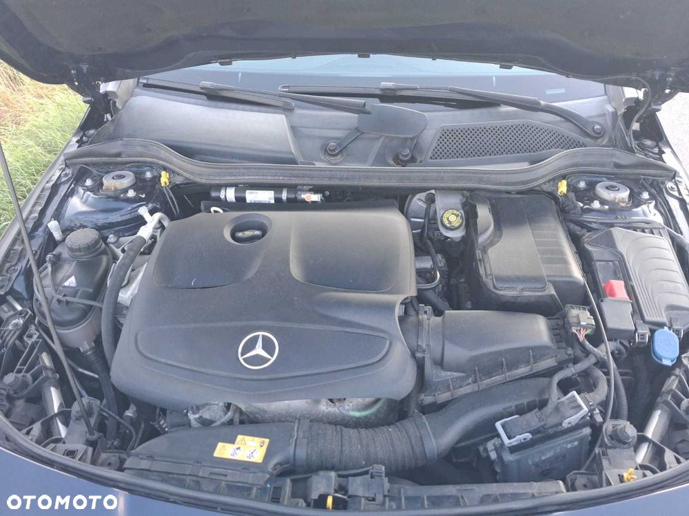 Mercedes-Benz CLA - 8
