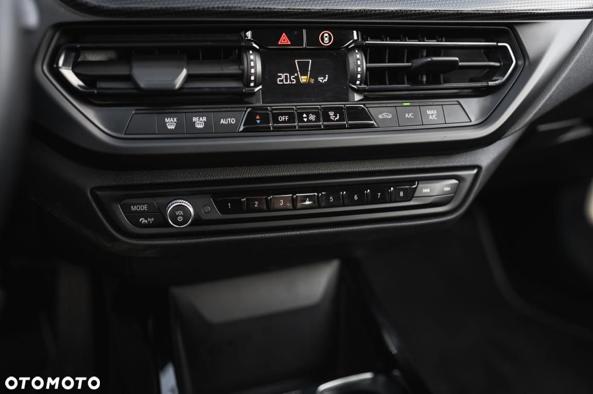 BMW Seria 1 - 18