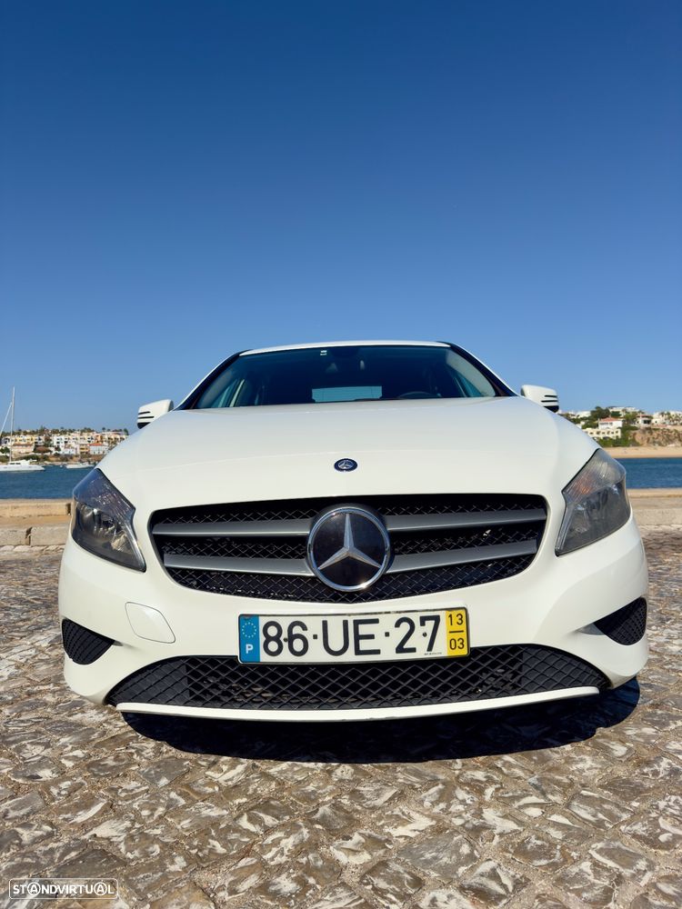 Mercedes-Benz A 180 CDI (BlueEFFICIENCY) - 3