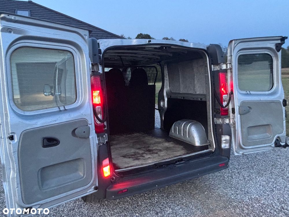 Opel Vivaro - 19