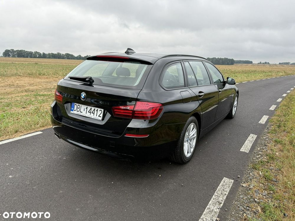 BMW Seria 5 530d Sport-Aut - 4