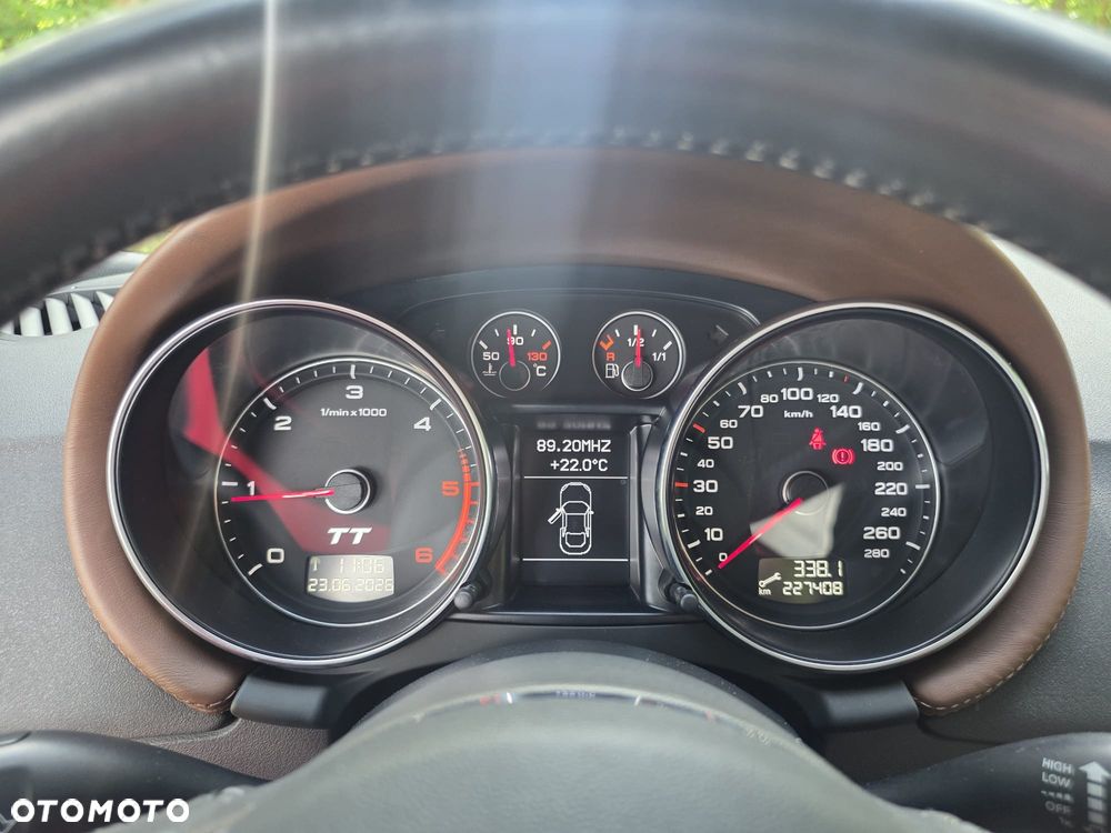 Audi TT Coupé 2.0 TDI Quattro - 21