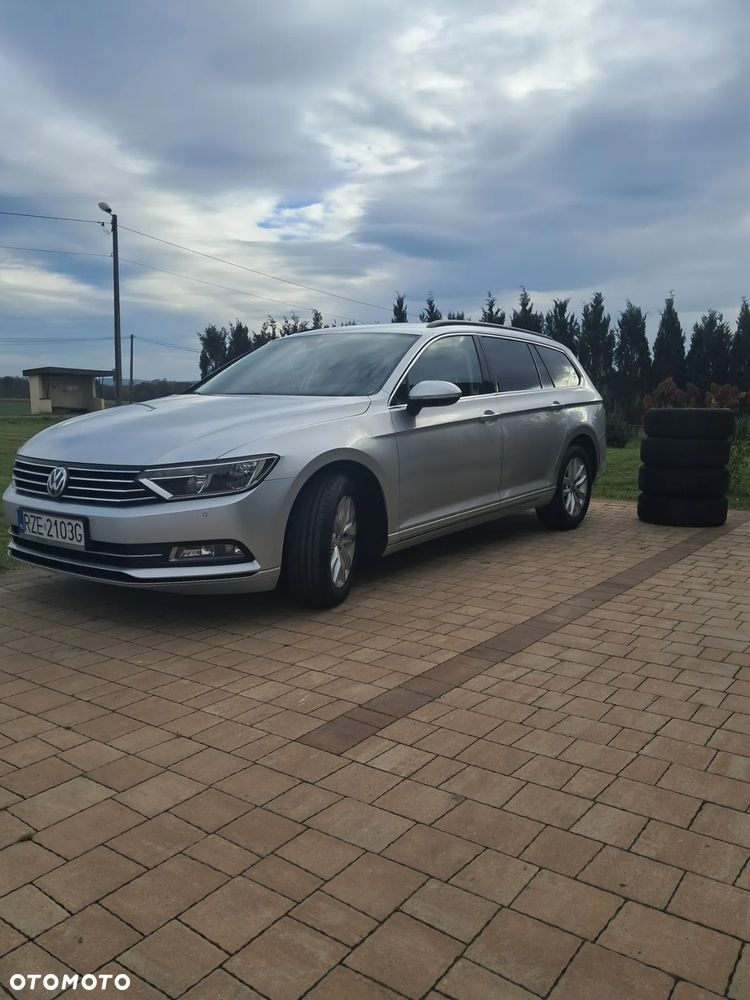 Volkswagen Passat 2.0 TDI BMT Comfortline DSG - 2