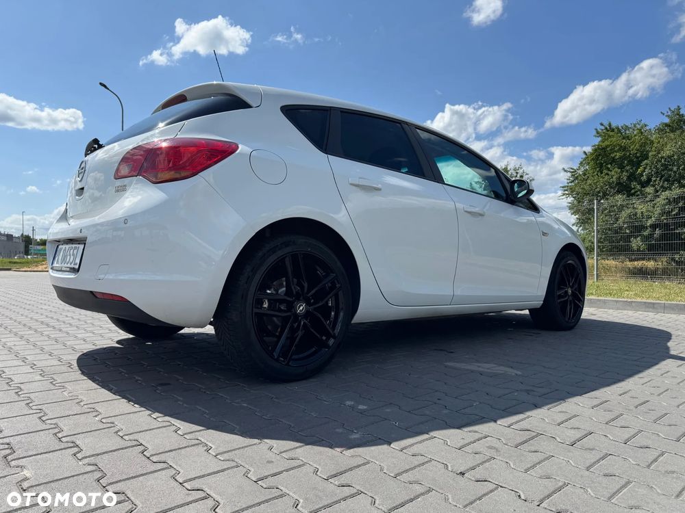 Opel Astra 1.6 - 14