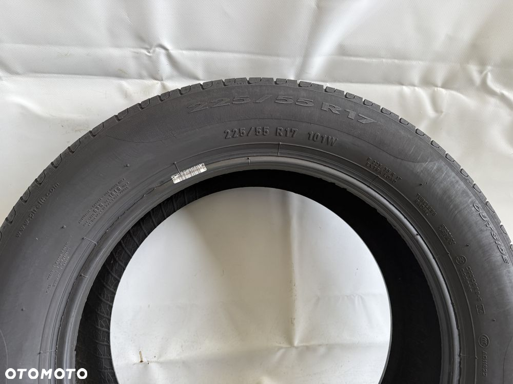 225/55/17 Pirelli Cinturato P7 101W 2019R (545) - 2