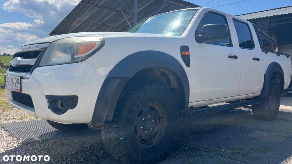 Toyota Hilux - 29