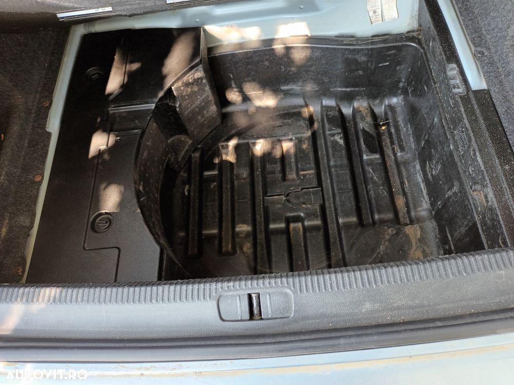 Dezmembrari  VW PASSAT B6  2005  > 2010 2.0 TDI Motorina - 18