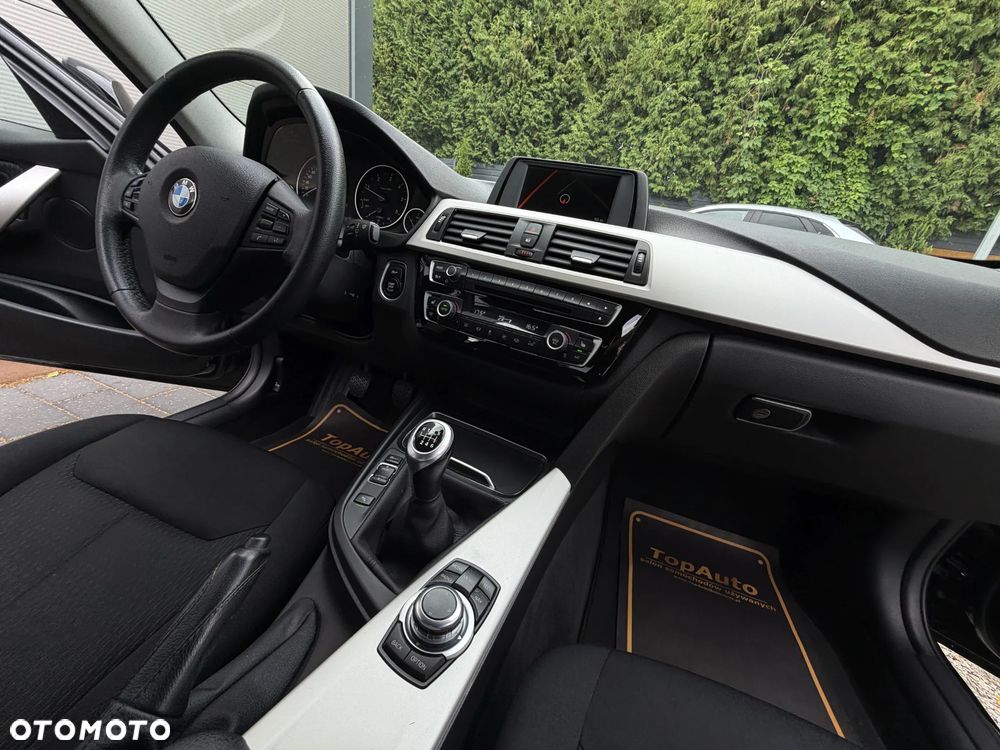 BMW Seria 3 320d Advantage - 16