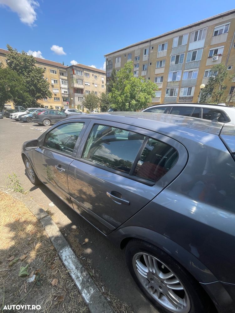 Opel Astra - 2