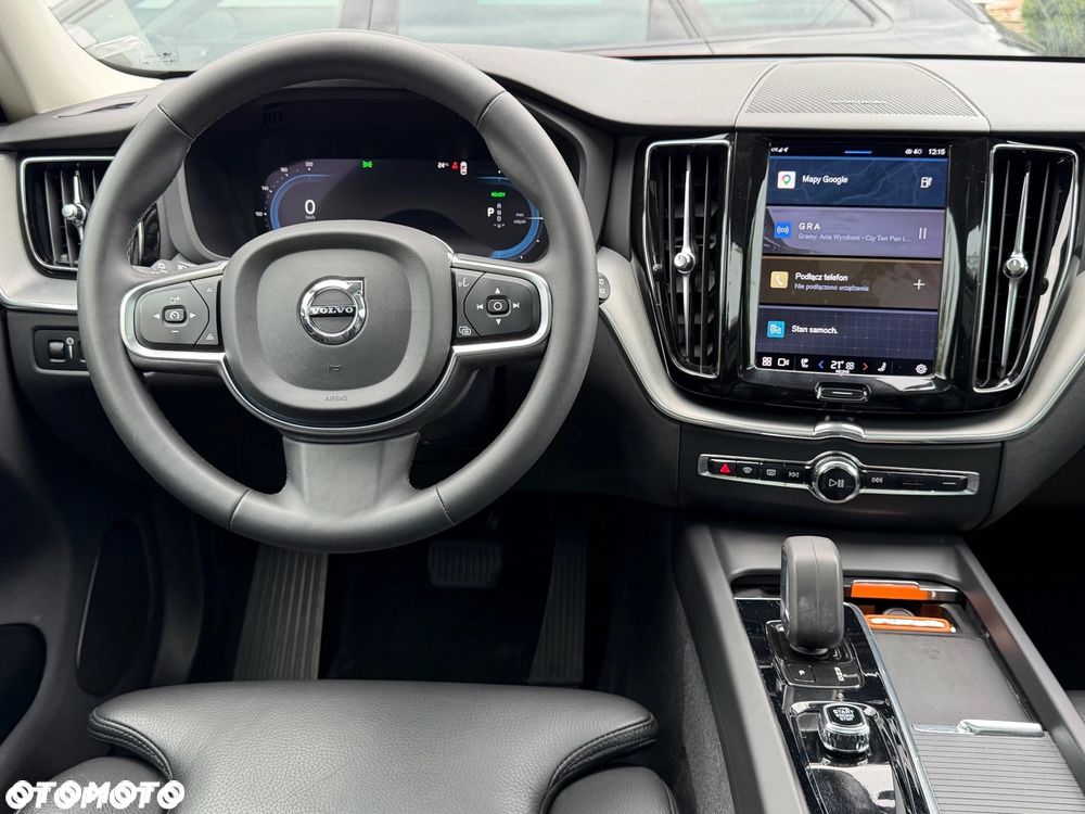 Volvo XC 60 T6 Plug-In Hybrid AWD Inscription - 26