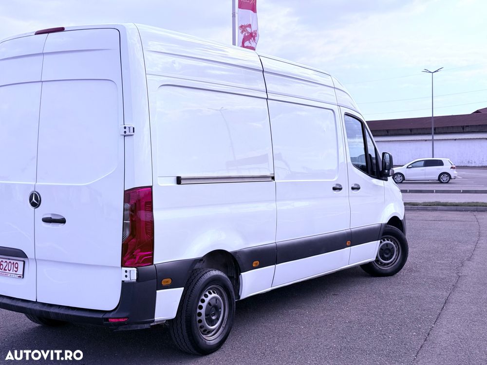 Mercedes-Benz Sprinter (BlueTec) 906.233 BlueEFFICIENCY - 5