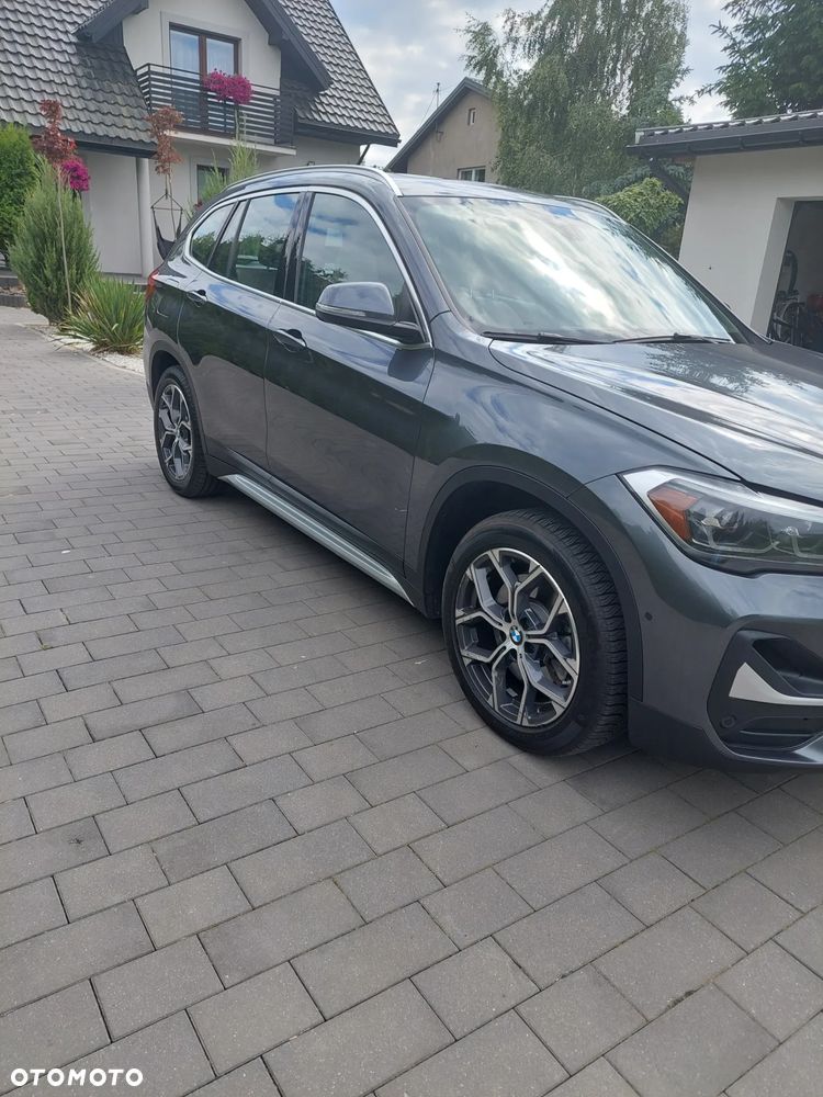 BMW X1 - 13