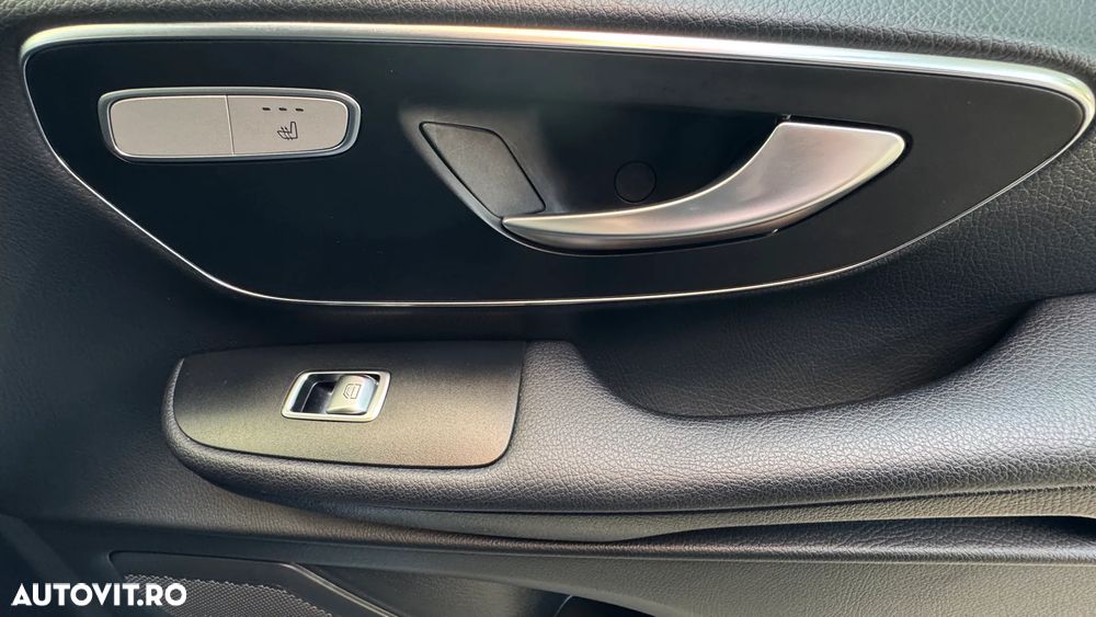 MERCEDES-BENZ V-Class 2022 — imagine 16