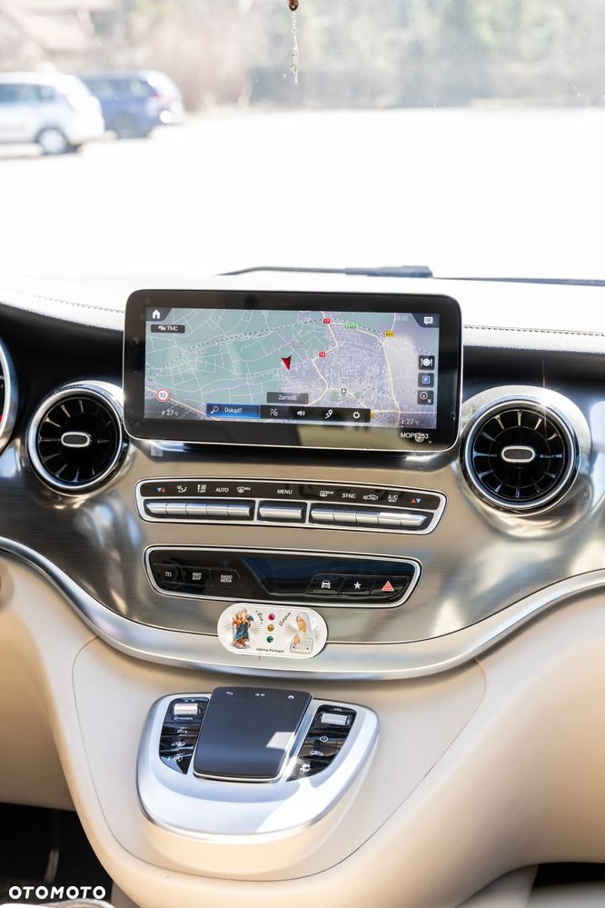 Mercedes-Benz Klasa V 300 d 4-Matic Exclusive 9G-Tronic (d³ugi) - 22