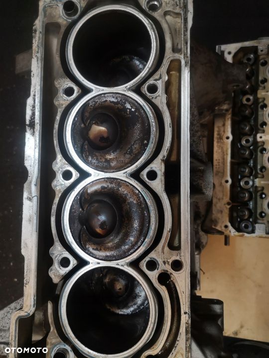 POMPA WODY VW GOLF V AUDI A3 LEON II 1.6 FSI BAG - 6