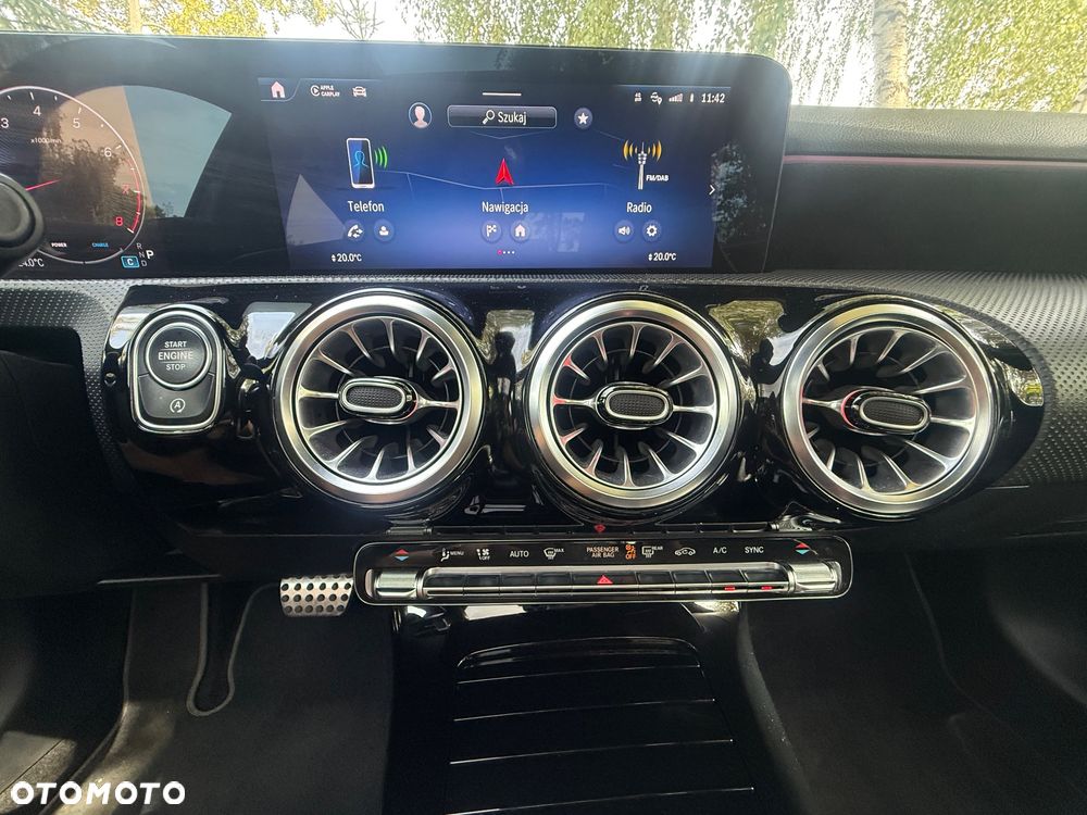 Mercedes-Benz Klasa A 250 4Matic 8G-DCT AMG Line Advanced - 27