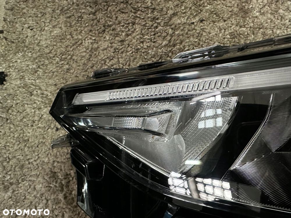 reflektor lewy ford kuga 24- - 4