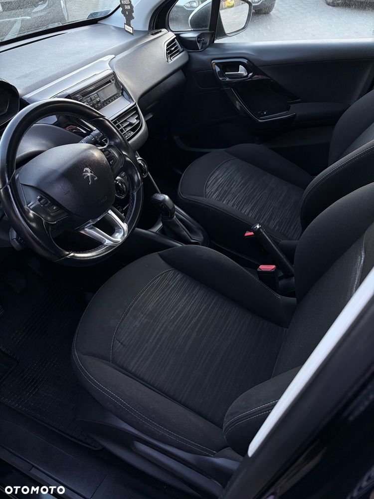 Peugeot 208 1.4 HDi Access - 12