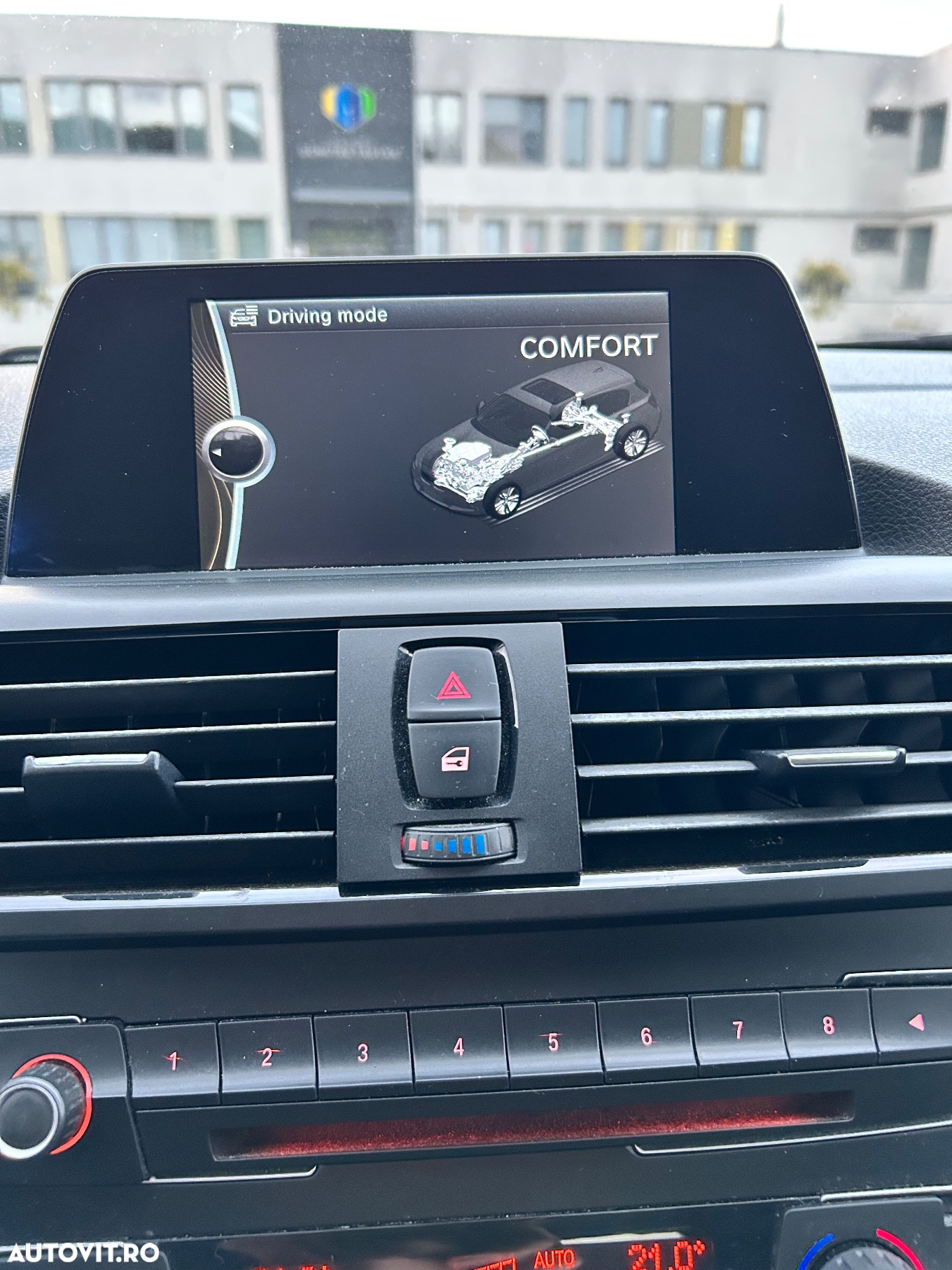 BMW Seria 1 - 29