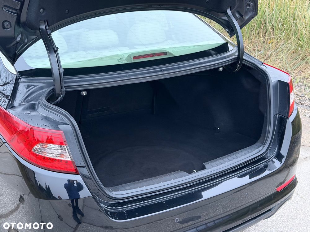 Kia Optima 1.7 CRDi M - 27