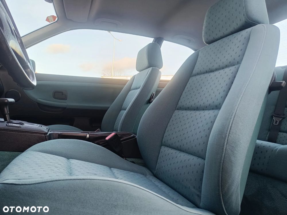 BMW Seria 3 316i - 34