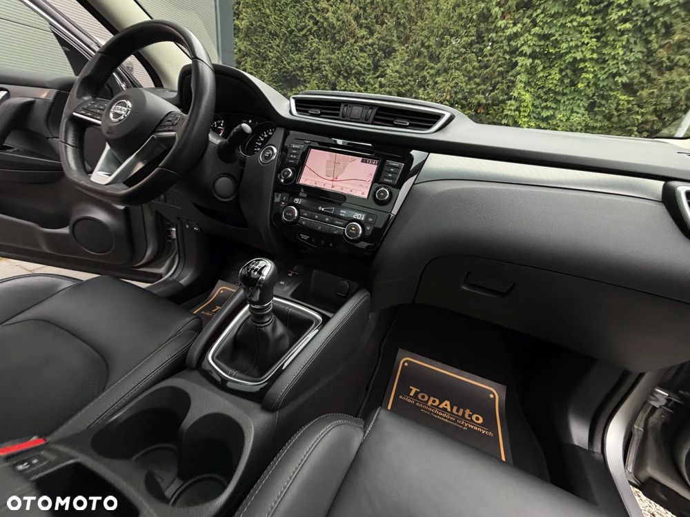 Nissan Qashqai 1.3 DIG-T Tekna - 16