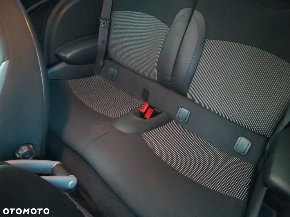 MINI Cooper 50 Camden - 16