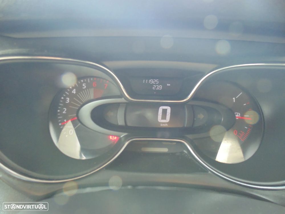 Renault Captur 0.9 TCE Exclusive - 27