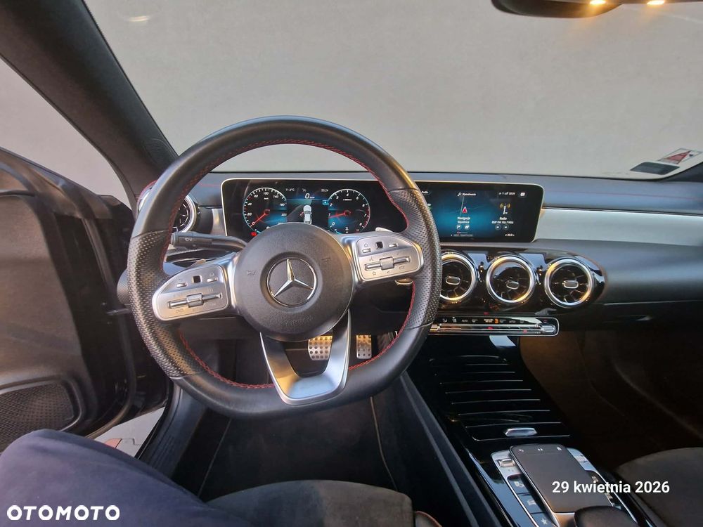 Mercedes-Benz CLA 200 AMG Line 7G-DCT - 12