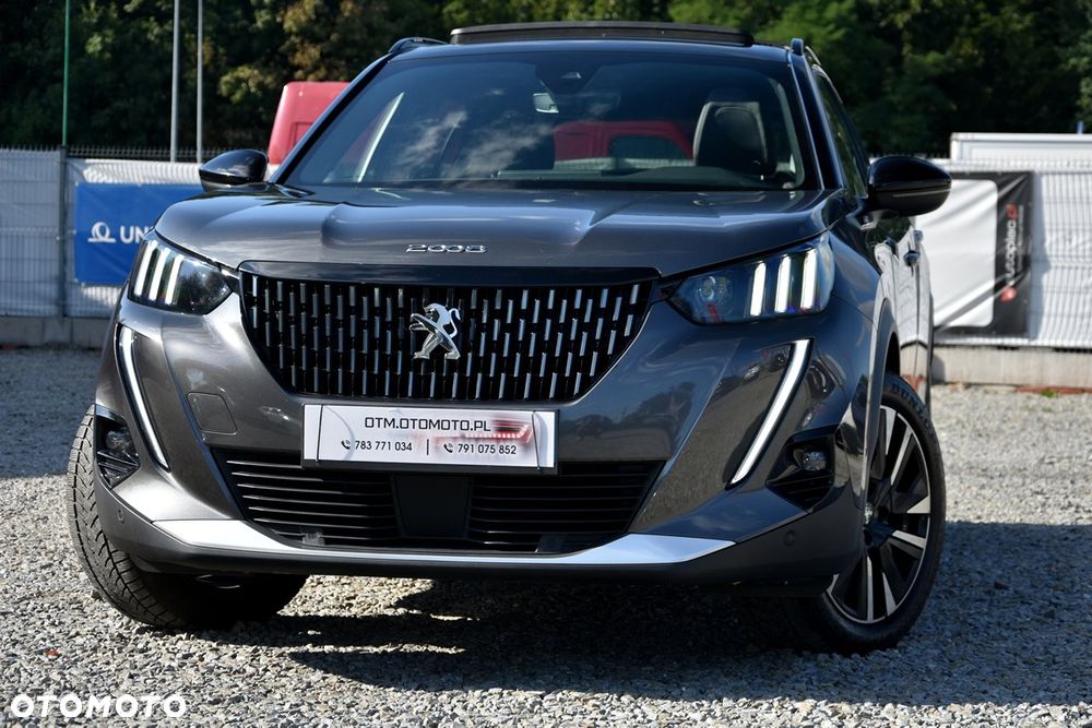 Peugeot 2008 PureTech 130 EAT8 GT - 6