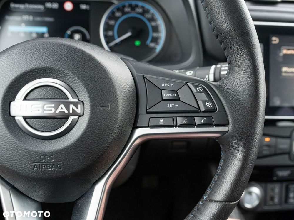 Nissan Leaf - 14