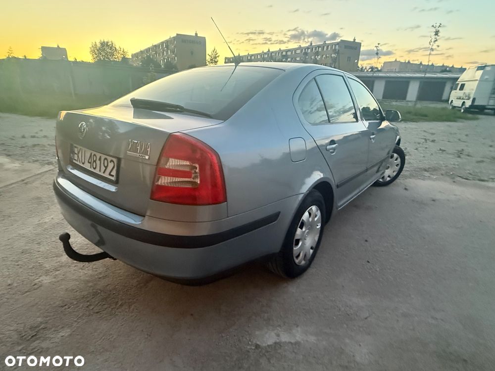 Skoda Octavia 1.6 Style - 6