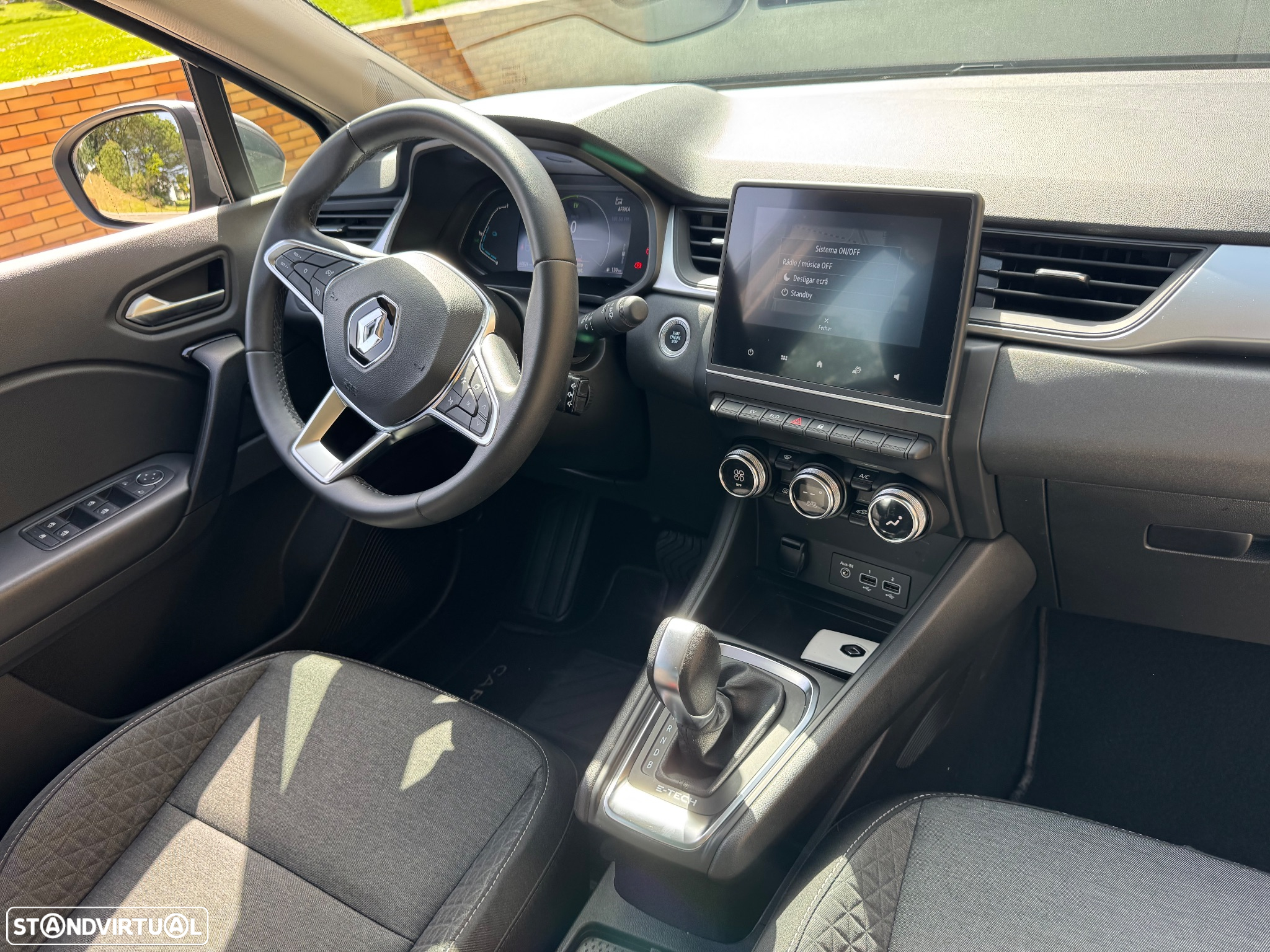 Renault Captur 1.6 E-Tech Full Hybrid Evolution - 8
