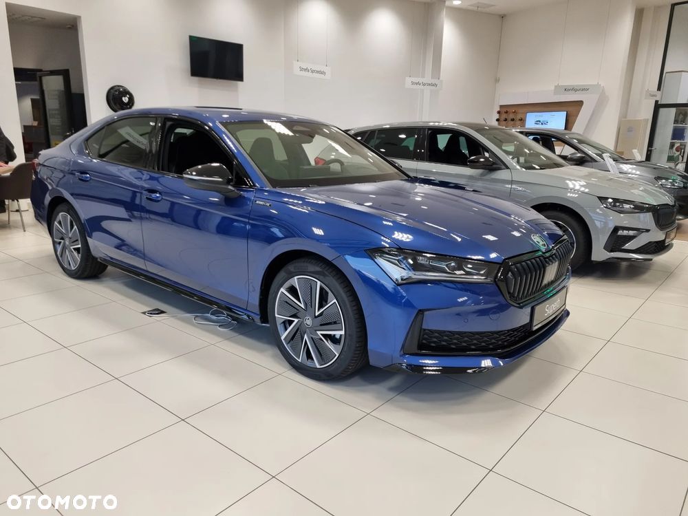 Skoda Superb 2.0 TSI Sportline DSG - 8