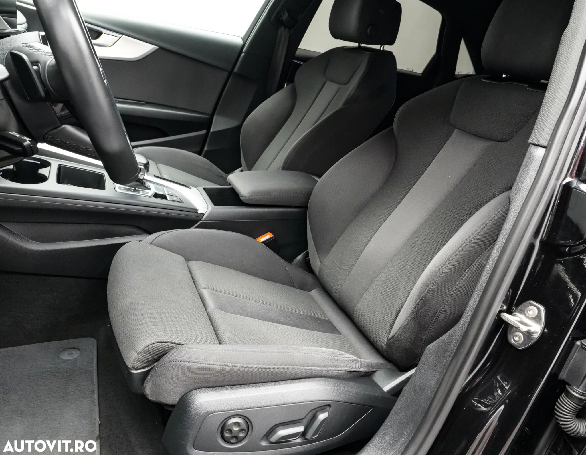 Audi A4 40 TDI quattro S tronic MHEV Advanced - 11
