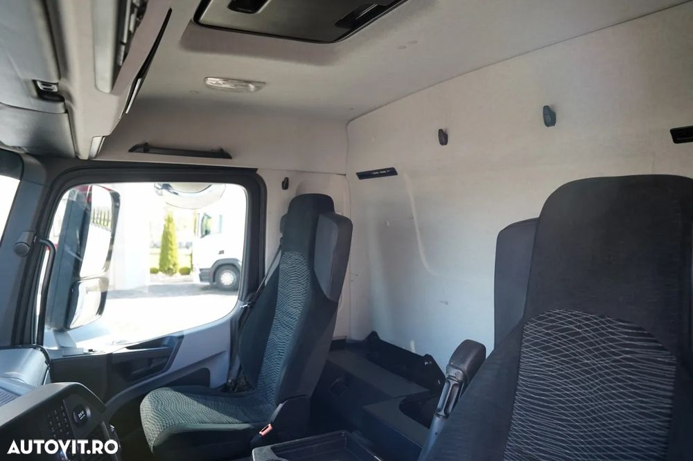 Mercedes-Benz ANTOS 1835 / CAMION RIGID / CAROSERIE CU PRELATĂ - 6,1 M / PLATFORMĂ HIDRAULICĂ DHOLLANDIA - 2.000 KG / EURO 6 - 27