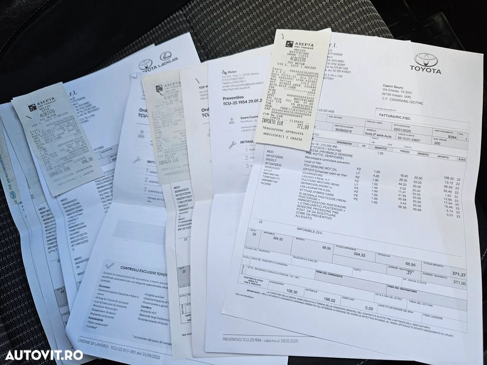 Toyota Auris 1.8 L VVT-i Hybrid Sol - 27