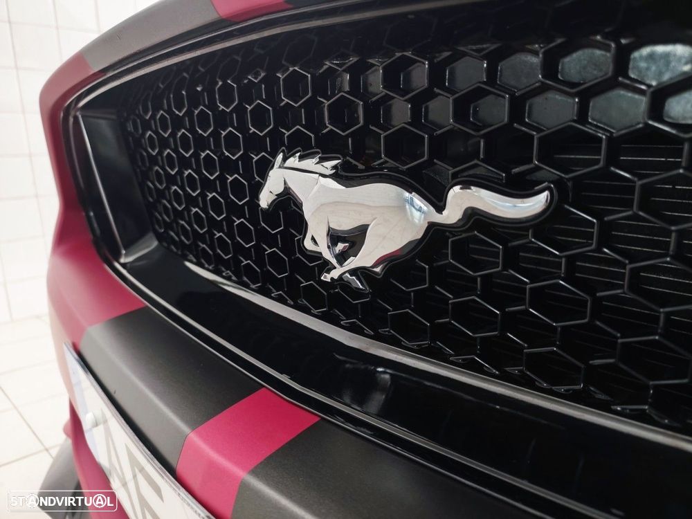 Ford Mustang 5.0 Ti-VCT GT - 40