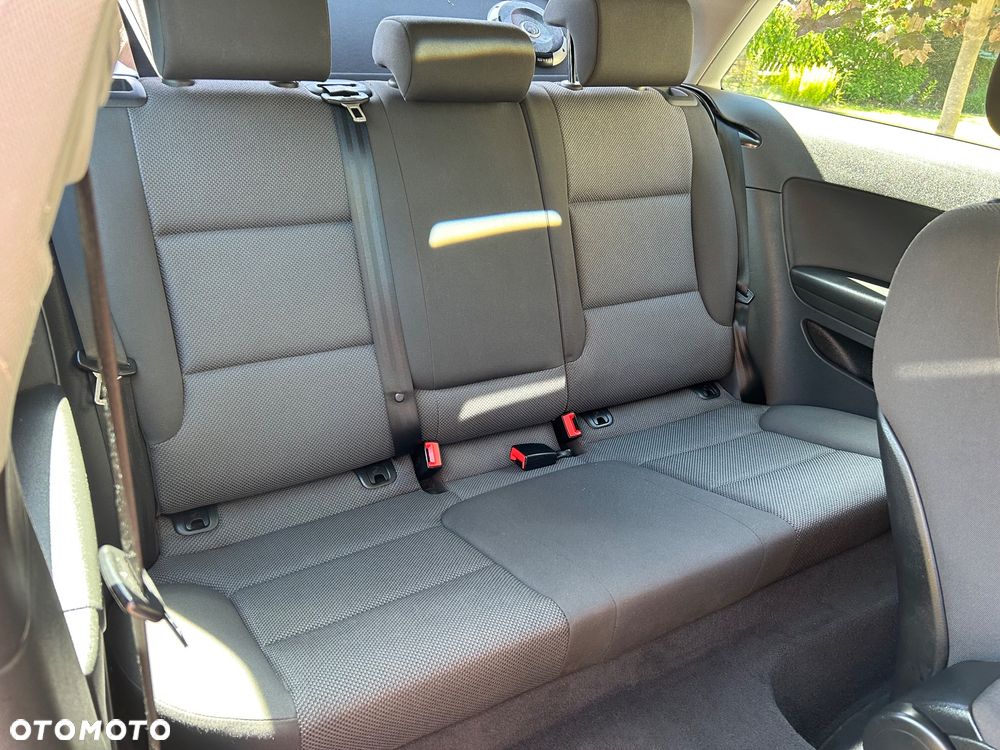 Audi A3 3-drzwiowe 1.6 Attraction - 34