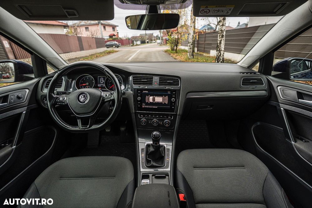 Volkswagen Golf 1.0 TSI Trendline - 17