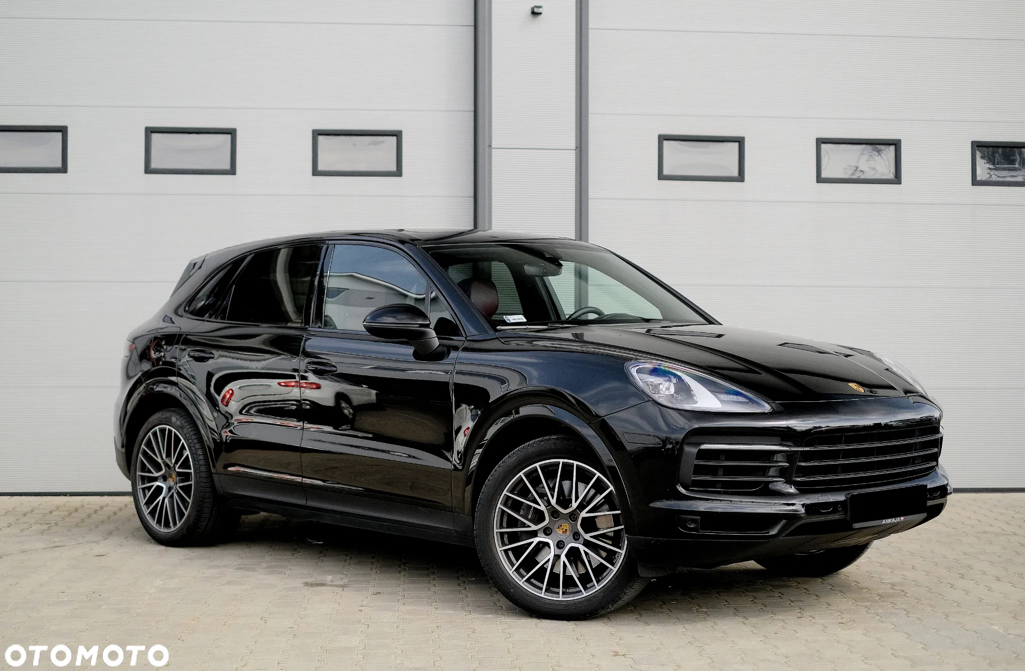 Porsche Cayenne - 4