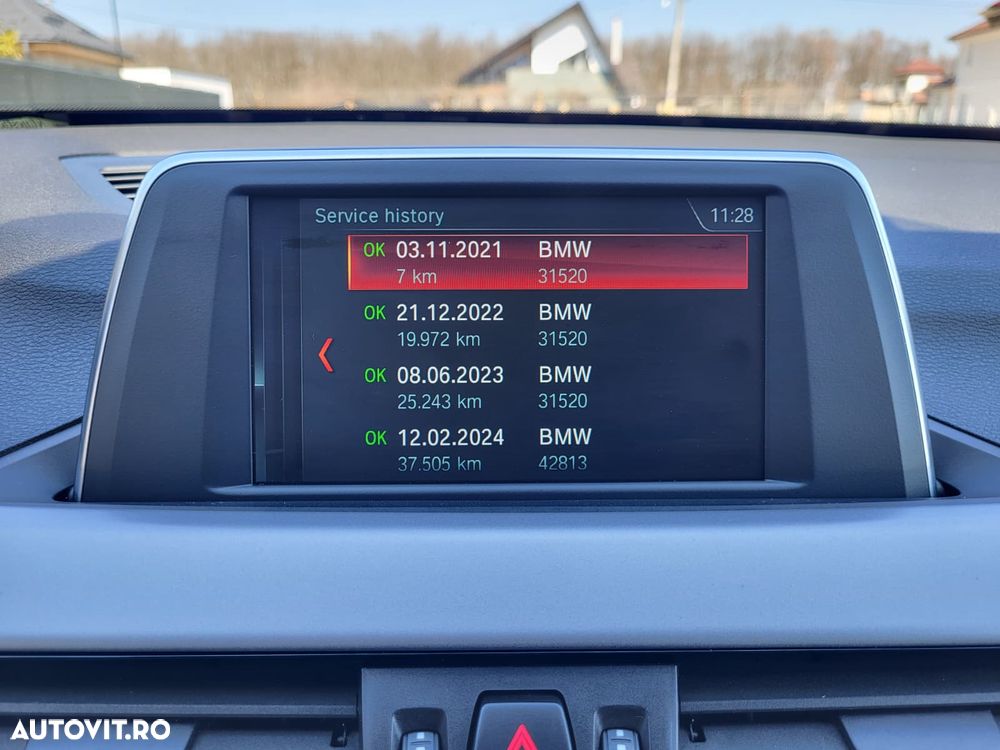 BMW X1 sDrive18d AT - 29