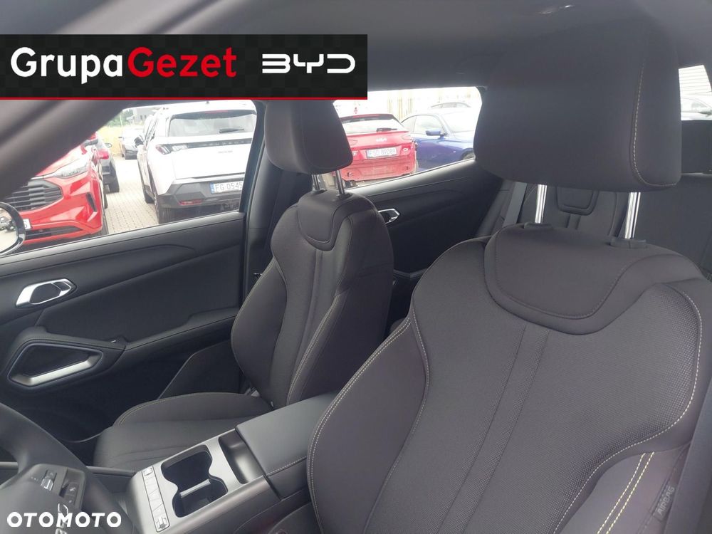 BYD Atto 2 DM-i Active - 11