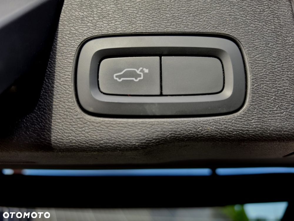 Volvo XC 60 D3 Drive-E Momentum - 13