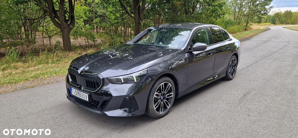BMW Seria 5 520i mHEV M Sport - 1